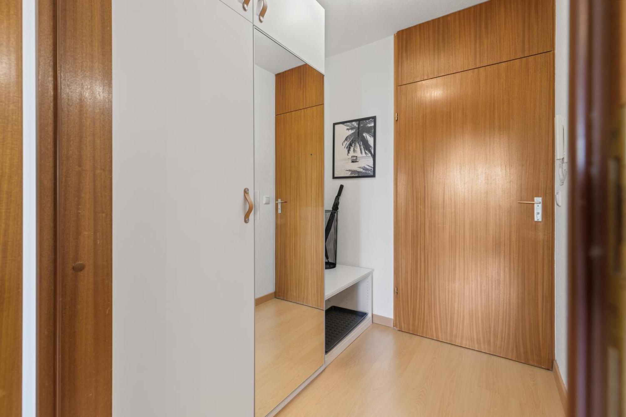 Sonniges City-Apartment Mit Suedbalkon Und Parklatz Neusass Екстер'єр фото