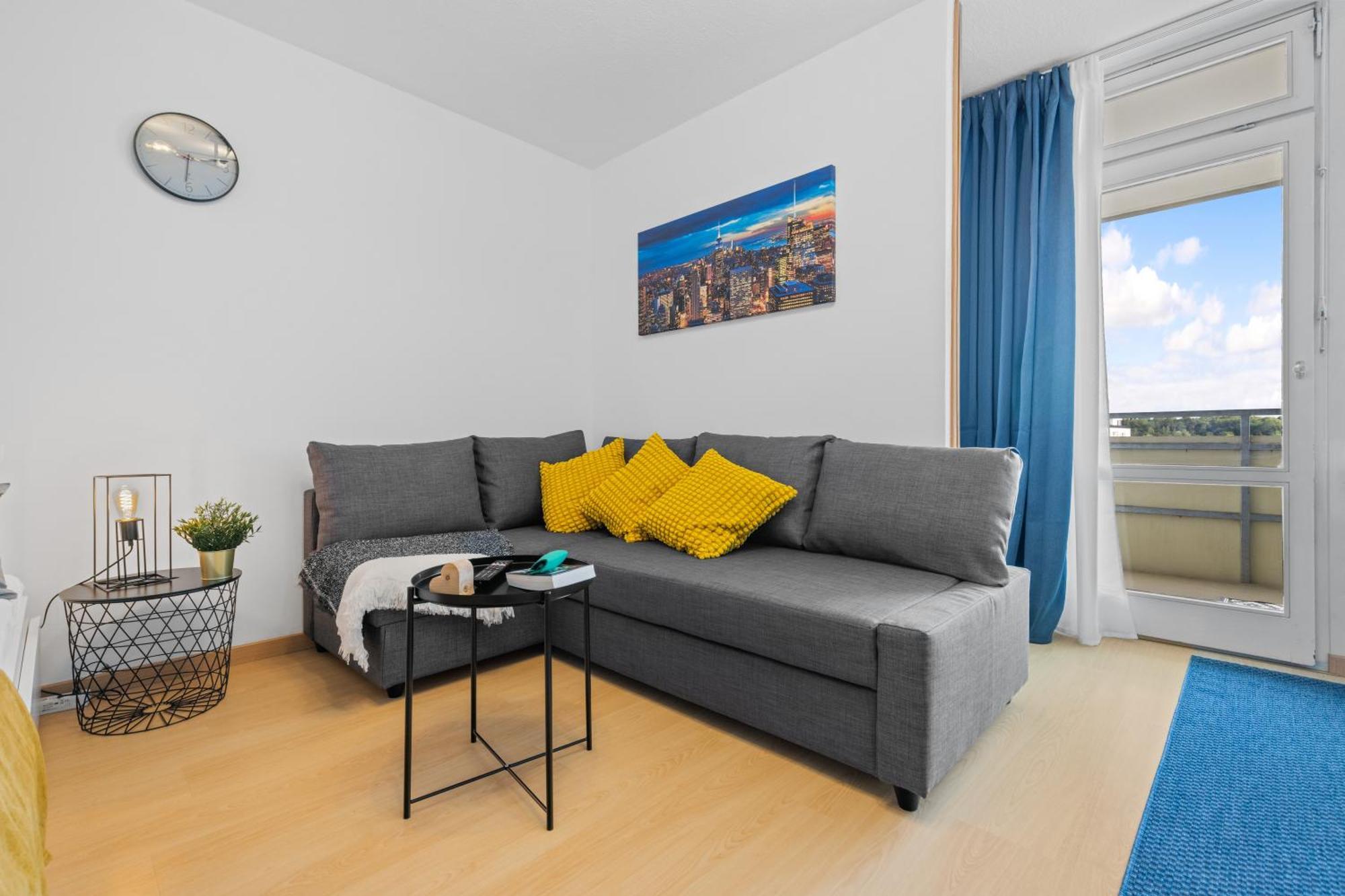 Sonniges City-Apartment Mit Suedbalkon Und Parklatz Neusass Екстер'єр фото