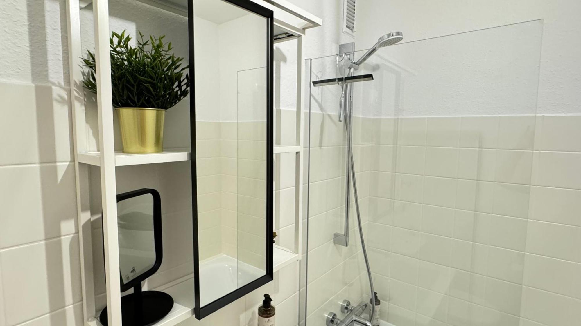 Sonniges City-Apartment Mit Suedbalkon Und Parklatz Neusass Екстер'єр фото